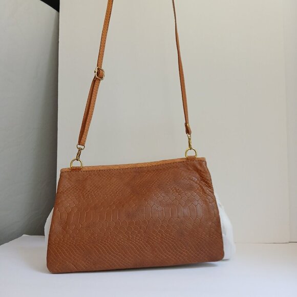 Italian Leather Caramel Reptile Crossbody Bag Zip Front with Fringe Zipper Pulls - Picture 2 of 9